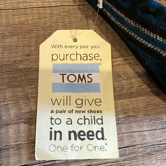 TOMS Black Jacquard women’s classics slip on shoes - Picture 6 of 8